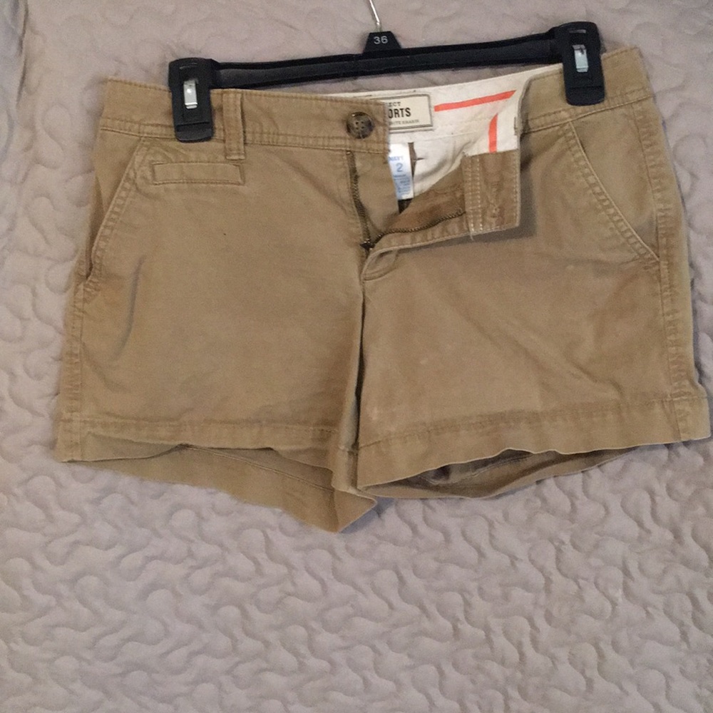 Khaki shorts 🩳